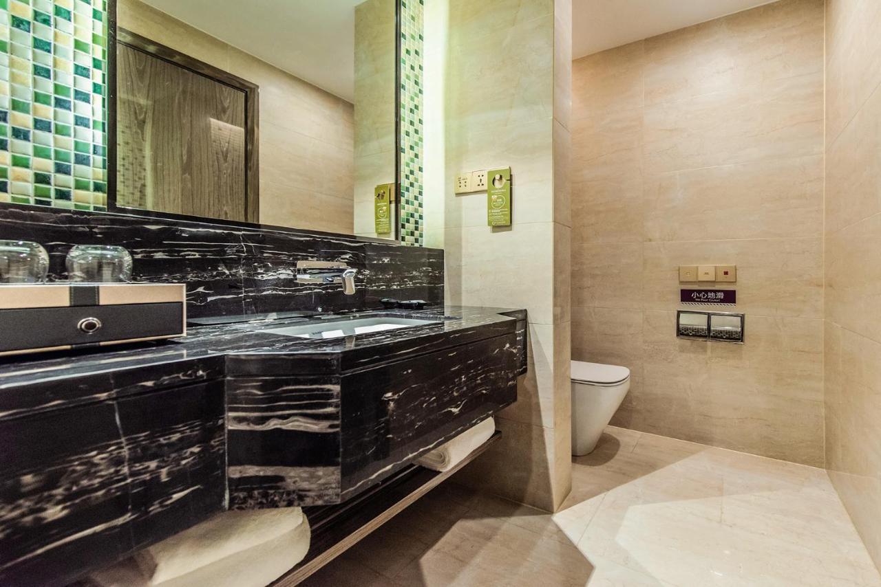 Mercure Chongqing Downtown Exterior foto
